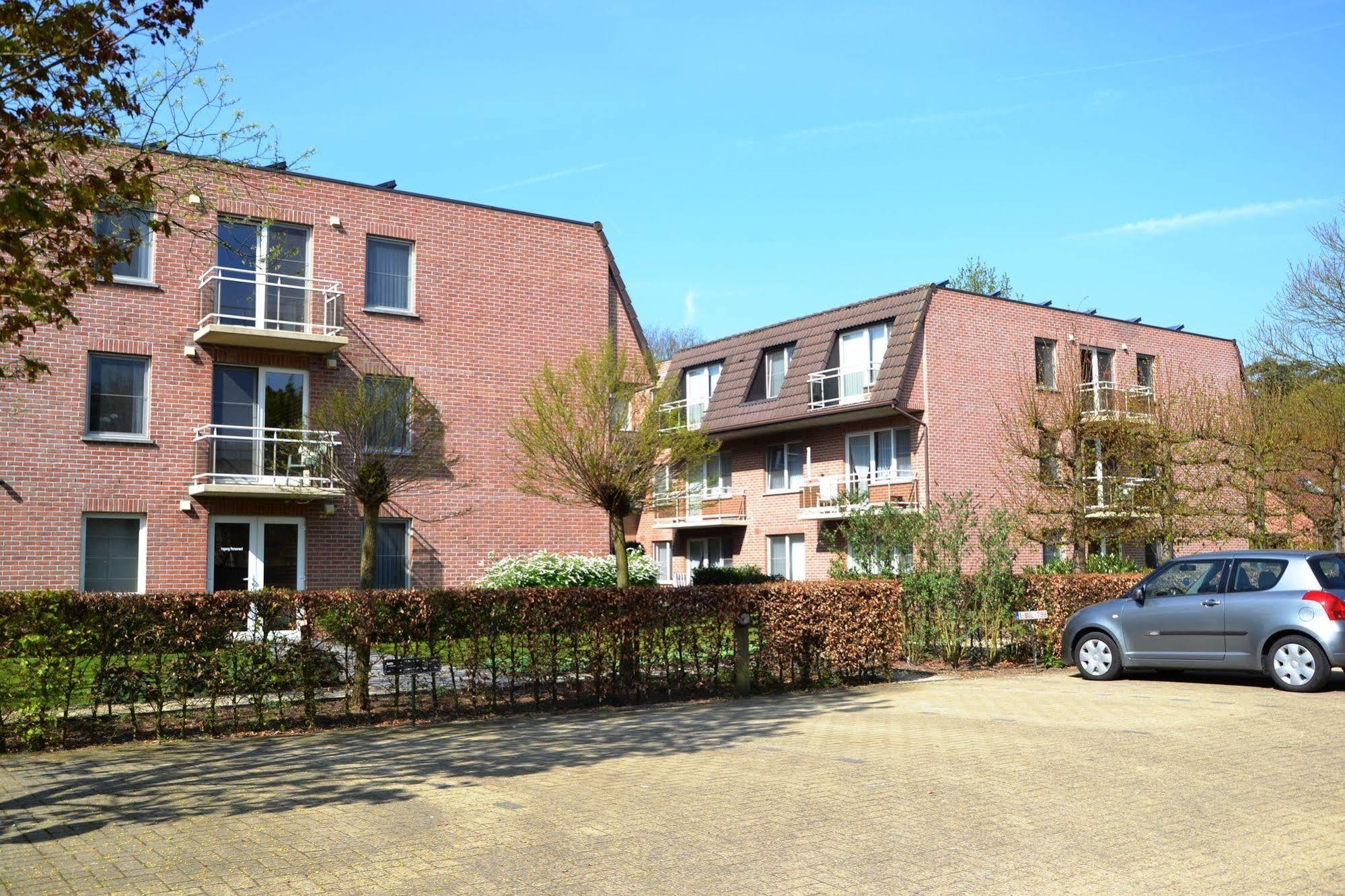 Lindehof Serviced Flats Zoersel Esterno foto